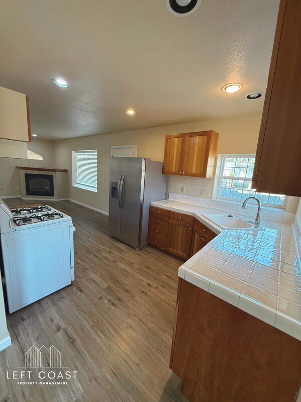 Foto del edificio - 6314 SW Harbor Ave