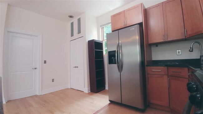 Foto del edificio - 157 7th St