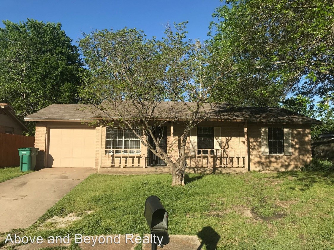 3 br, 1 bath House 218 Wilmer Heights Drive House Rental in Wilmer