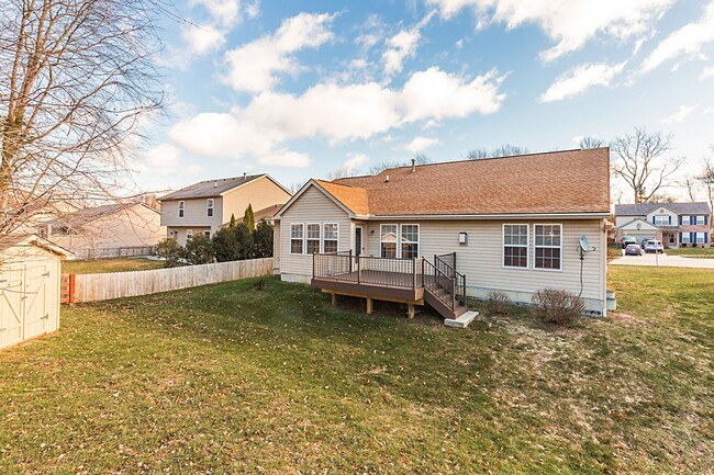 Building Photo - Charming single-family home