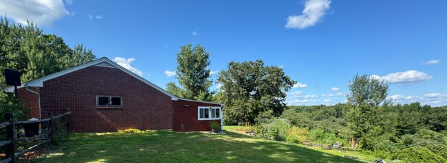 Building Photo - 84 Cold Hill Rd