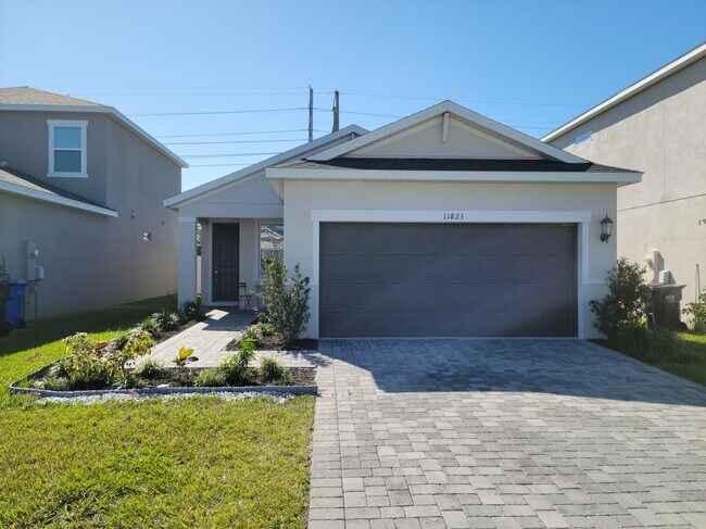 Building Photo - 11823 Brighton Knoll Loop