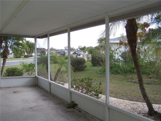 Building Photo - 1717 N Pebble Beach Blvd