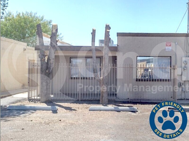 Primary Photo - 6742 W Palmaire Ave