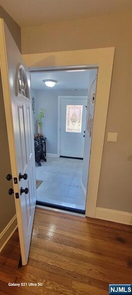 Photo - 115 River Rd House