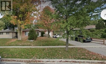 Building Photo - 11 Galsworthy Dr