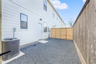 Building Photo - 3262 Sauce Pan Wy