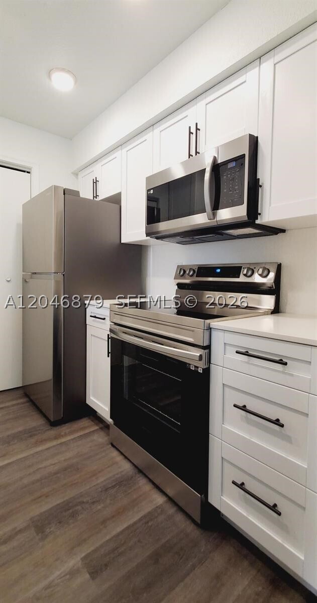 Foto del edificio - 927 Riverside Dr