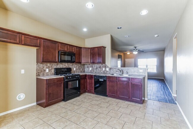 Building Photo - Welcome to Your Dream Home!