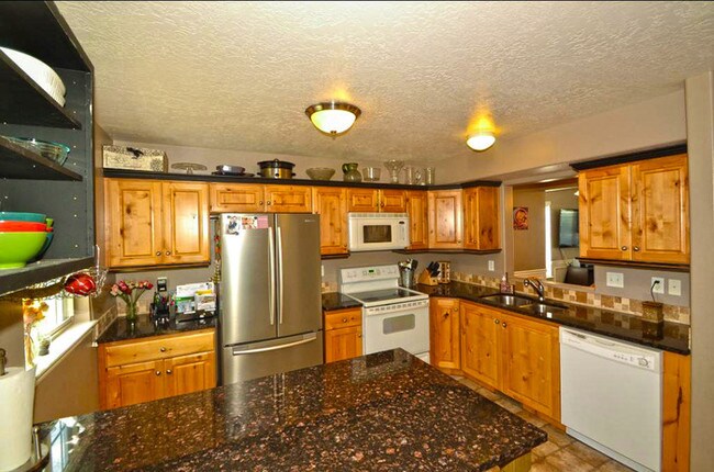 Foto del edificio - 469 N 1235 W