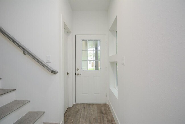 Foto del edificio - 2138 Wavell St