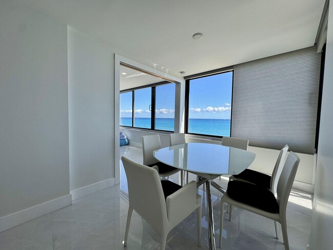 Foto del edificio - 3590 S Ocean Blvd