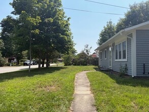 Building Photo - 28 Prince Henry Dr