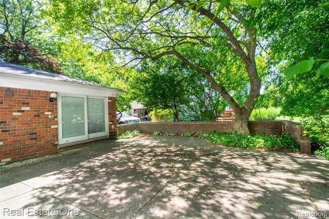 Foto del edificio - 4243 Frostwood Ct