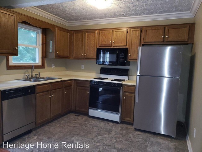 Building Photo - 4 br, 2 bath House - 1678 Olde Oak Drive