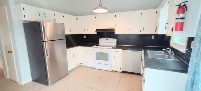 Foto del edificio - 6505 Hawthorne Ln