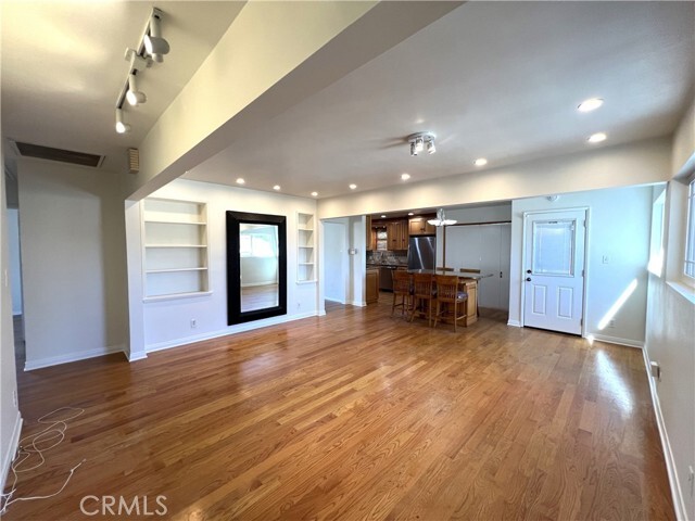 Foto del edificio - 8322 Regis Way