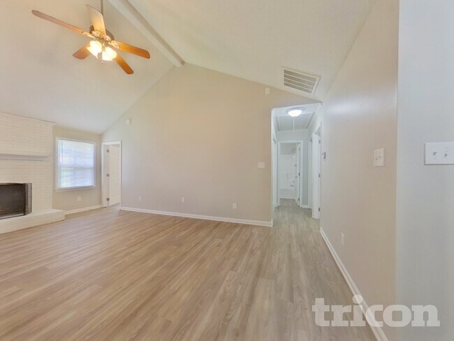 Foto del edificio - 10920 Faringford Ct