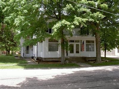 Building Photo - 442 E Warren St