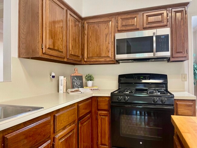 Building Photo - 14527 Circlewood Way