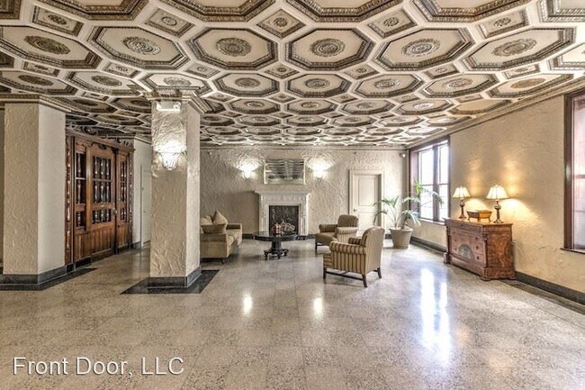 Foto del edificio - 4616 Lindell Blvd