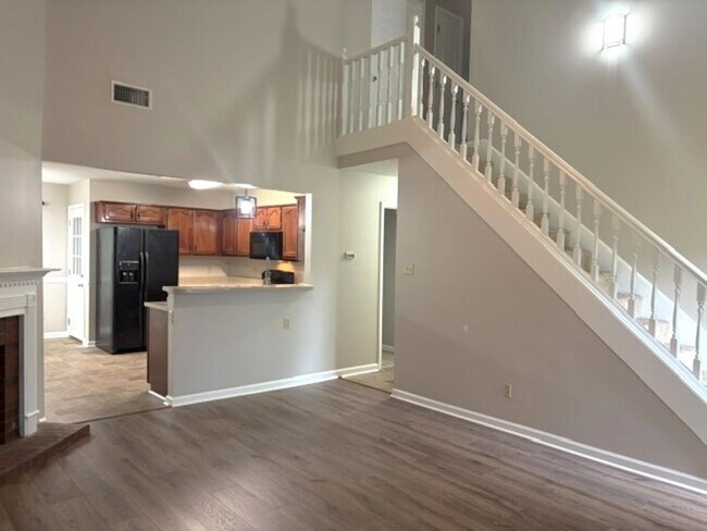 Foto del edificio - 2972 Woodland Ash Cove