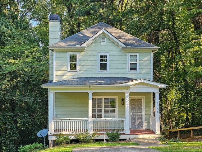 Photo - 2355 Hill St NW House