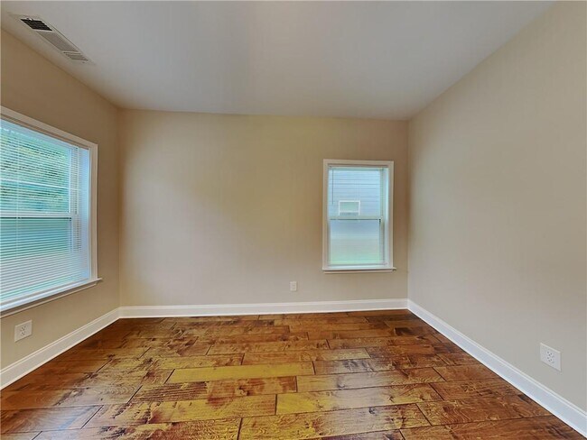 Foto del edificio - 513 Kirkland Dr