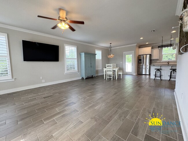 Foto del edificio - Magnificent 3 Bedroom Home in Santa Rosa B...