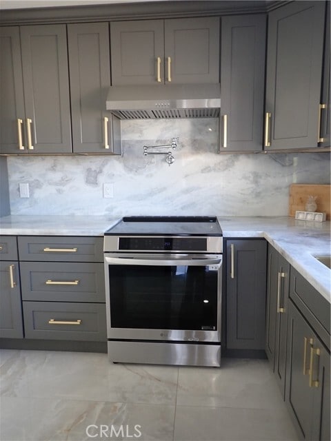 Foto principal - 16561 Monroe Ln