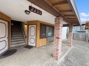 Building Photo - 2255 Arbutus St