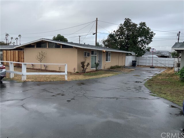 Primary Photo - 3153 Puente Ave