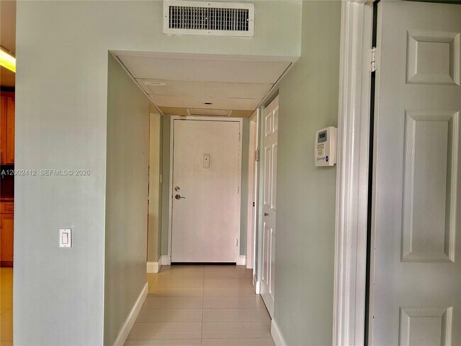 Foto del edificio - 2731 Taft St