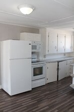 Building Photo - 20 Bellevue St