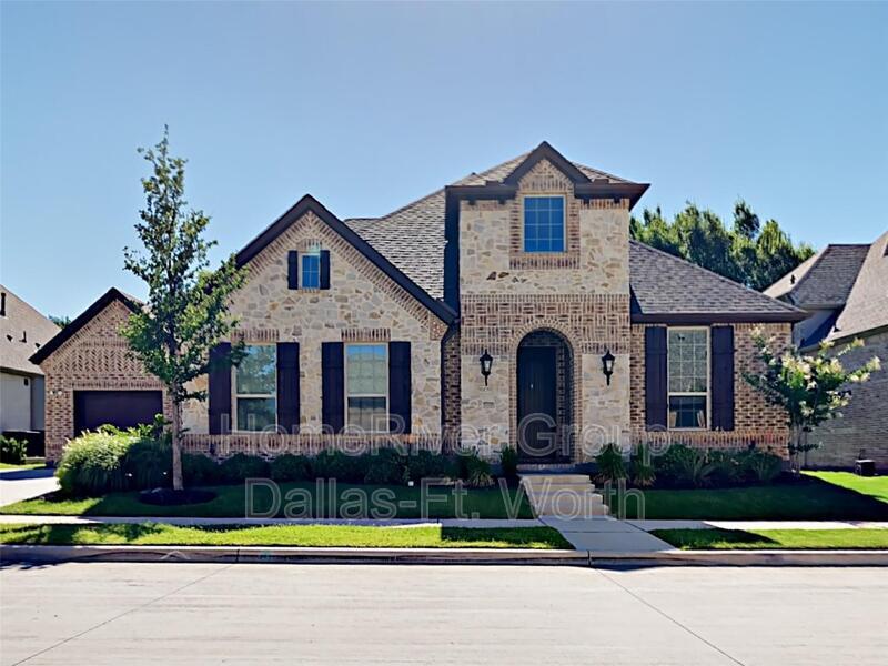 Primary Photo - 5609 Heron Dr E