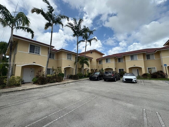 Foto del edificio - 2092 NE 167th St