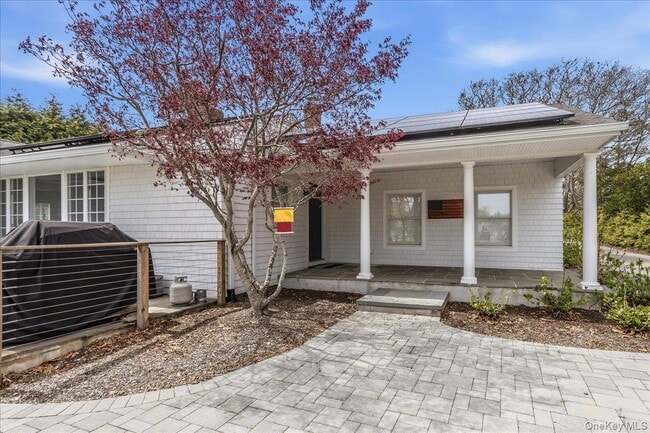 Building Photo - 15 Gardners Ln