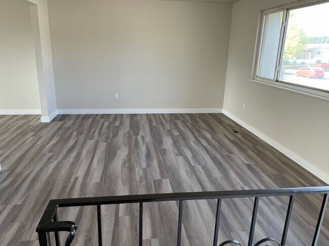 Foto del edificio - Updated 4 Bed 2 Bath Home in West Jordan