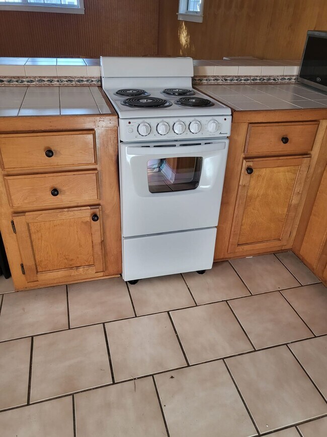 Foto del edificio - 422 Seabreeze Dr