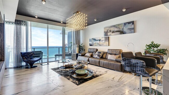 Foto del edificio - 2200 N Ocean Blvd