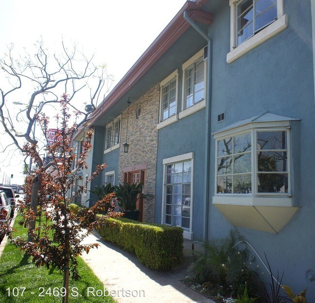 Foto del edificio - 2469 S Robertson Blvd