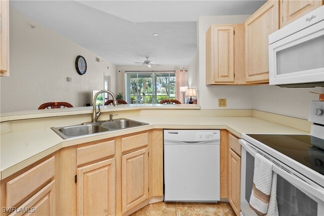 Building Photo - 9851 Costa Mesa Ln