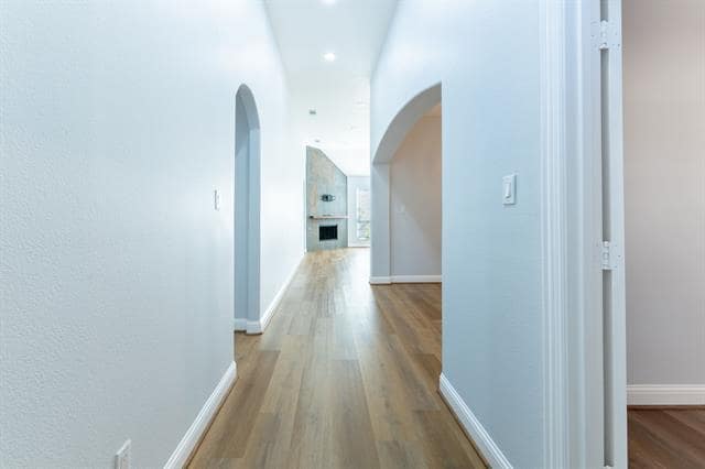 Foto del edificio - 6605 Baycrest Cir