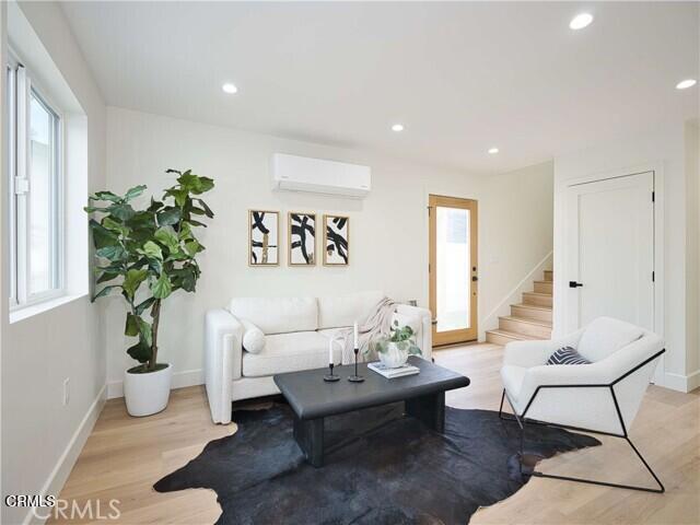 Primary Photo - 7219 Fallbrook Ave
