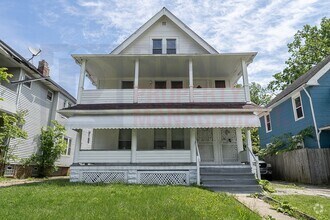 Building Photo - 3353 E 132nd St