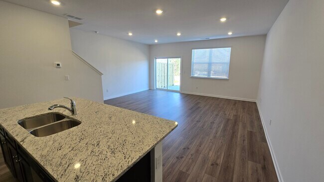 Foto del edificio - 217 Kenoot Dr