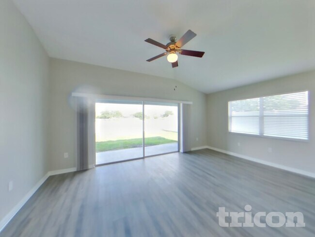 Foto del edificio - 13017 Brant Tree Dr