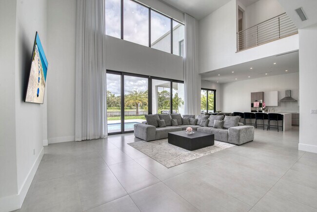 Building Photo - 18473 Symphony Ct
