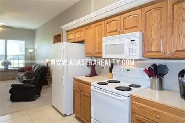 Foto del edificio - Spacious Maintenance Free Townhome in Gard...