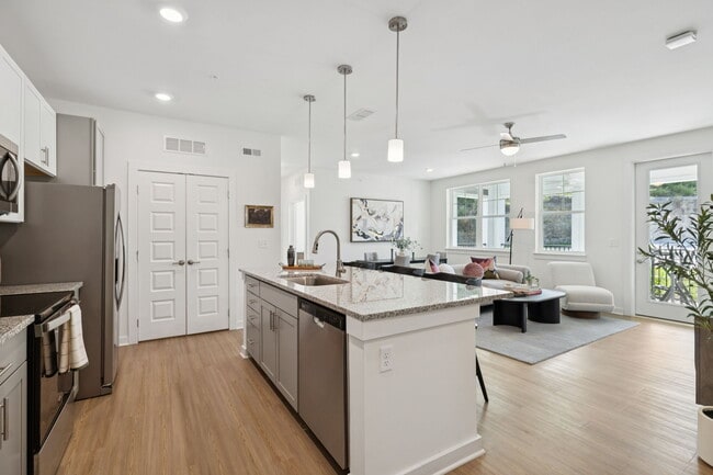 Building Photo - Sanctuary Bluff Apartments